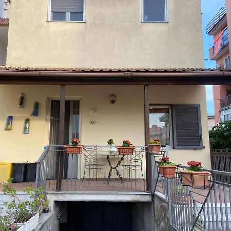 Appartamento In Villa Alle Falde Del Vesuvio Napels Buitenkant foto