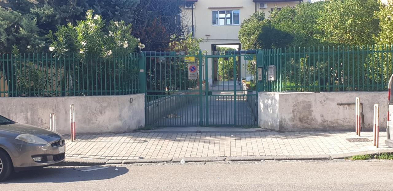 Appartamento In Villa Alle Falde Del Vesuvio Napels Buitenkant foto