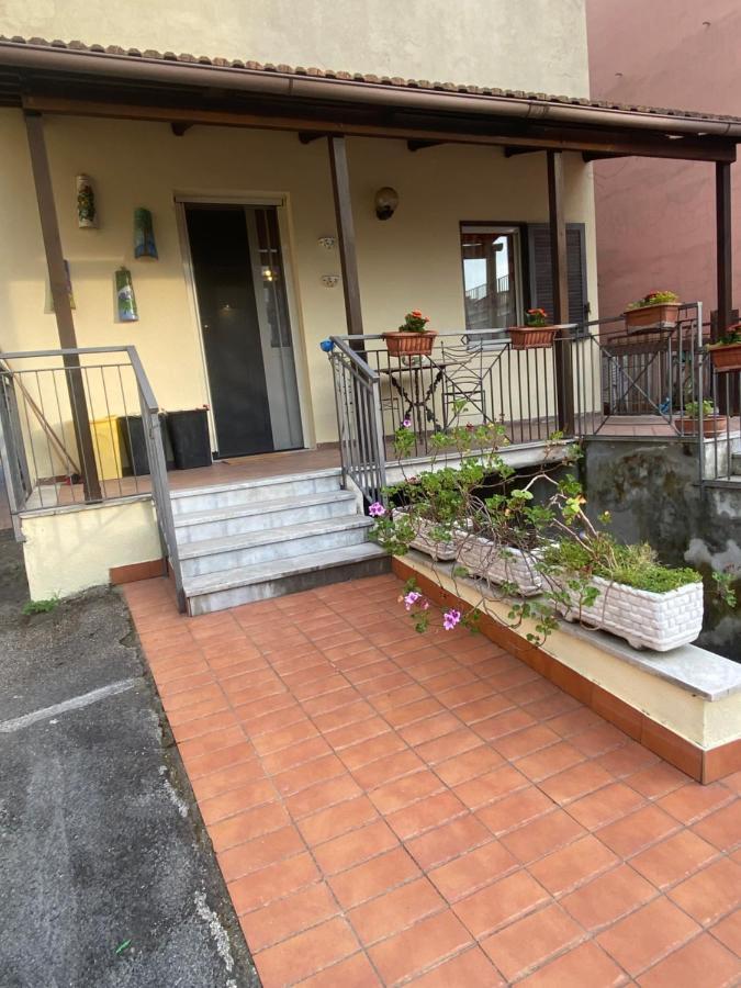 Appartamento In Villa Alle Falde Del Vesuvio Napels Buitenkant foto